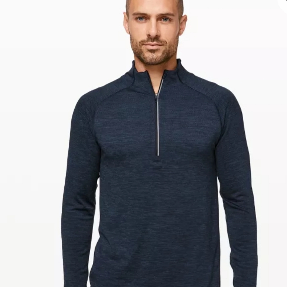 Lululemon Metal Vent Tech 1/2 Zip up